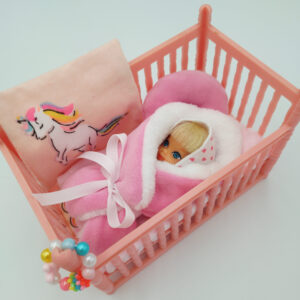 Liddle Kiddles baby Doll cosy nursery 6 pcs outfit No doll no bed